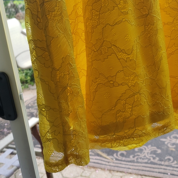 Last Chance - Bundle and Save - Yellow Forever 21 Short Skater Dress - Picture 8 of 8